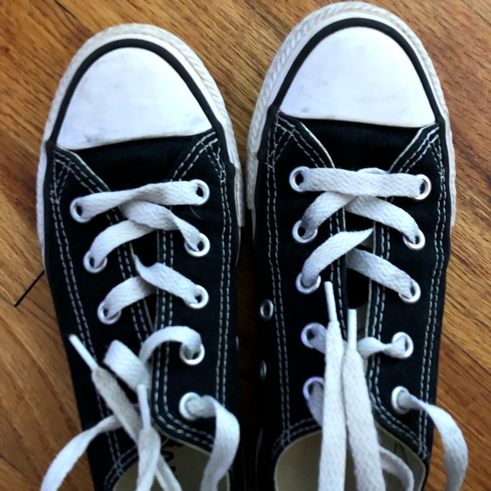 Lightly worn Converse All Stars with lots of wear left in them!